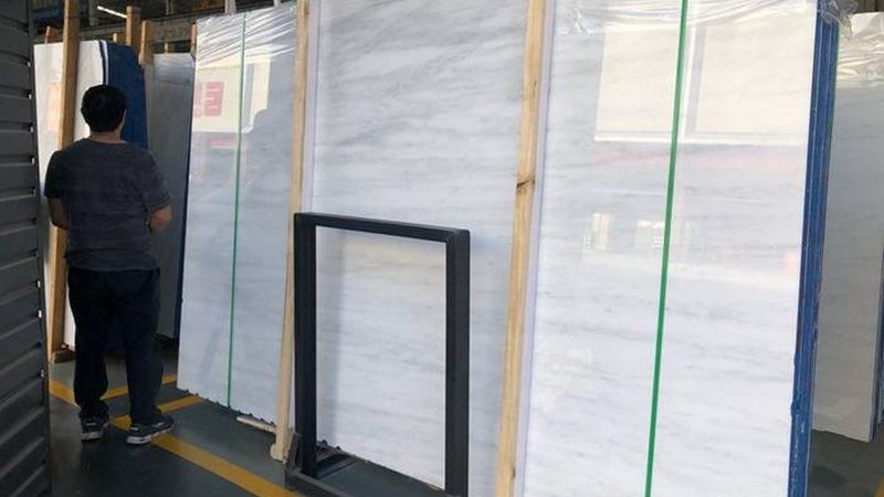 如何挑选成都人造石台面安装师傅？四大关键因素揭秘