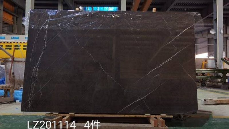 人造石洗手台定制尺寸与岩板台面区别解析